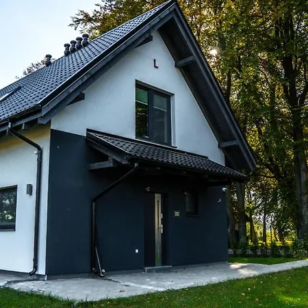 别墅 Domowy Zakatek Tuchom